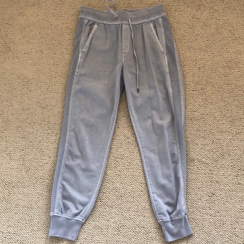 Gap Joggers